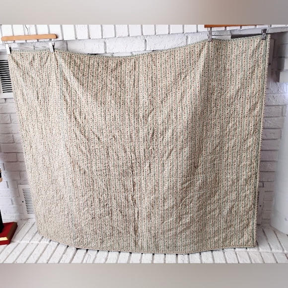 Multicolor Star Pattern Quilt - Picture 8 of 11